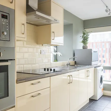 Guestready - Enchanting Views From Millenium Tower Dublin