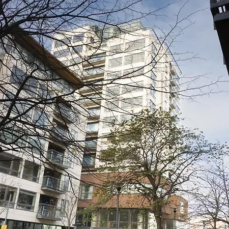 Guestready - Enchanting Views From Millenium Tower * Dublin