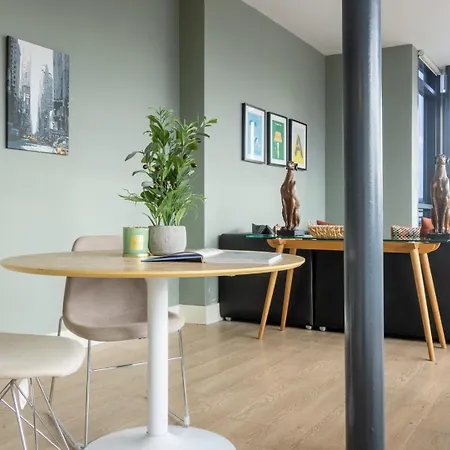 Guestready - Enchanting Views From Millenium Tower Apartment Dublin