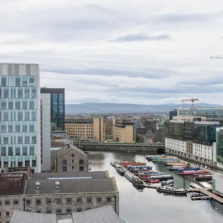 Guestready - Enchanting Views From Millenium Tower * Dublin
