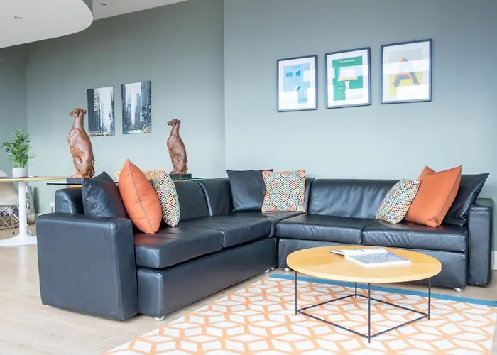 Guestready - Enchanting Views From Millenium Tower 아파트