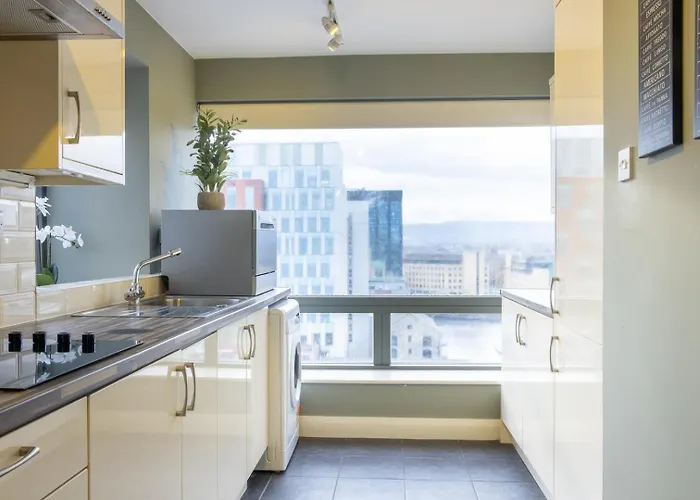 아파트 Guestready - Enchanting Views From Millenium Tower 더블린