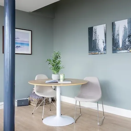 Lägenhet Guestready - Enchanting Views From Millenium Tower Dublin