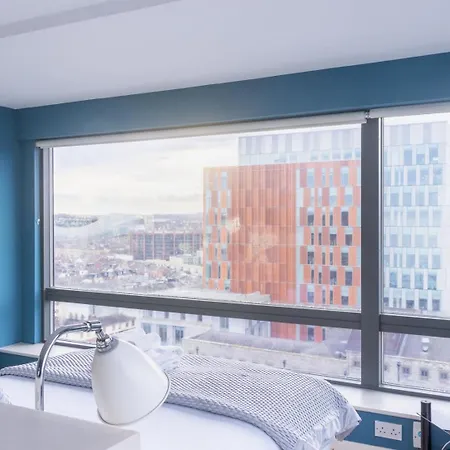 Guestready - Enchanting Views From Millenium Tower Lägenhet