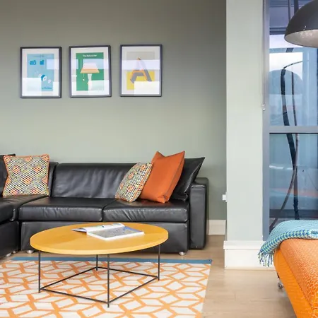 Guestready - Enchanting Views From Millenium Tower Lägenhet Dublin