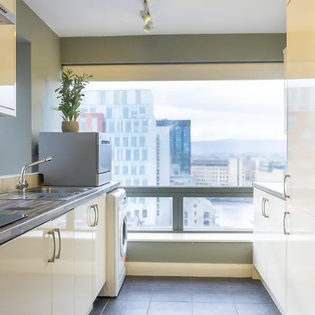 Lägenhet Guestready - Enchanting Views From Millenium Tower Dublin
