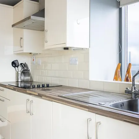 Guestready - Enchanting Views From Millenium Tower דבלין