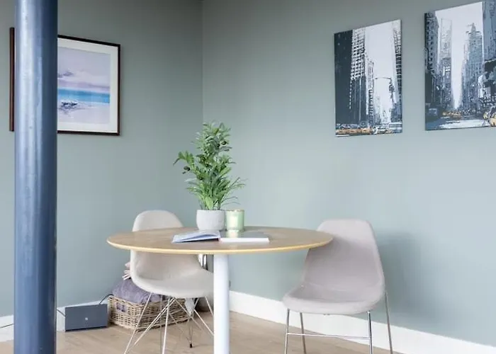 Lägenhet Guestready - Enchanting Views From Millenium Tower Dublin