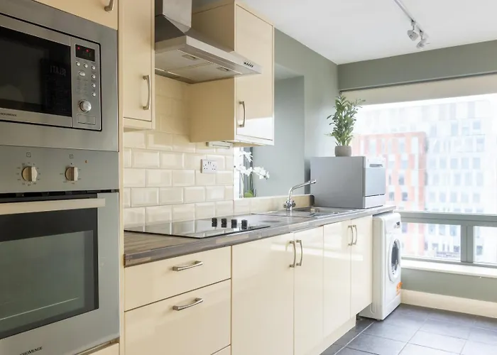 Guestready - Enchanting Views From Millenium Tower Dublin