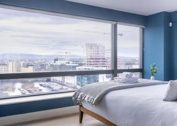 Guestready - Enchanting Views From Millenium Tower Lägenhet *